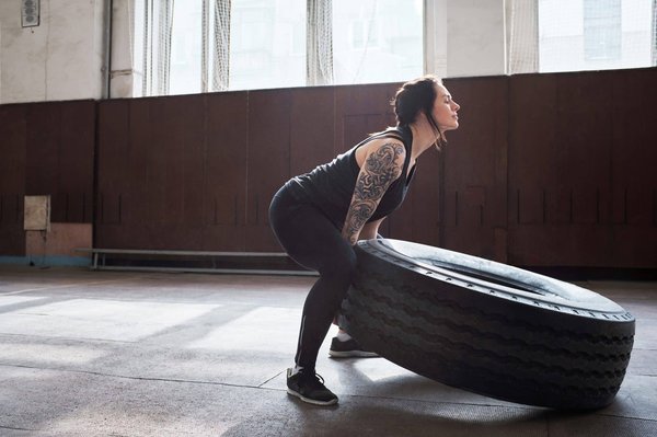 Les meilleurs exercices pour tonifier les bras et éliminer la graisse